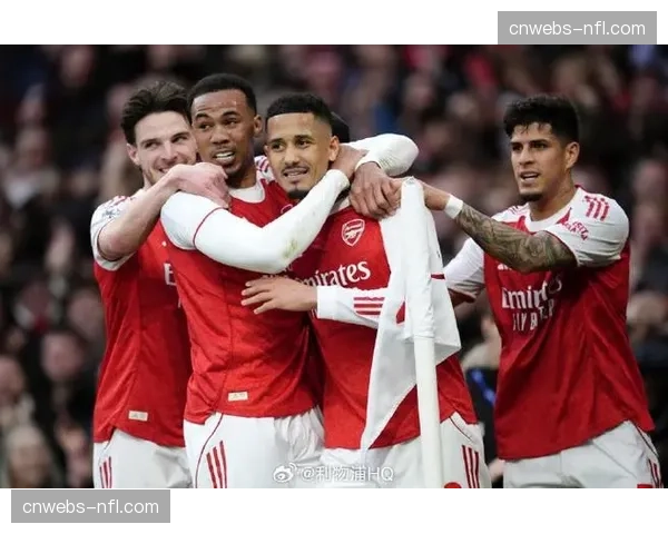 英超战报：阿斯顿维拉0-2阿森纳，萨利巴头球破门，枪手登顶积分榜